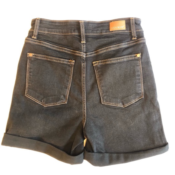 Judy Blue Classic 5 Pocket Dark Denim Jean Shorts Size S - Picture 2 of 7
